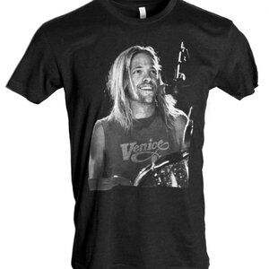 Taylor Hawkins Drummer T-Shirt Unisex Shirt S-3XL Vintage Heather Graphite Black